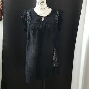 3/$25 SALE No boundaries Blouse